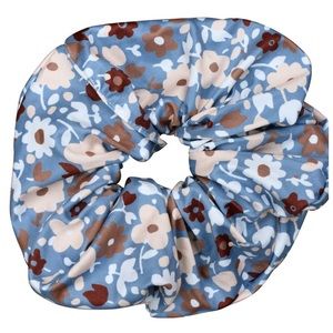 Oversized scrunchie - indigo blue floral